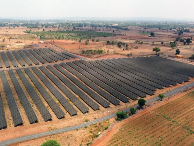 લુબી ગ્રૂપ ઓફ ઈન્ડસ્ટ્રીઝે ગુજરાતના શિનાવાડા ખાતે 4 મેગાવોટના નવા પ્લાન્ટ સાથે સૌર ઊર્જા ક્ષેત્રમાં પ્રવેશ કર્યો